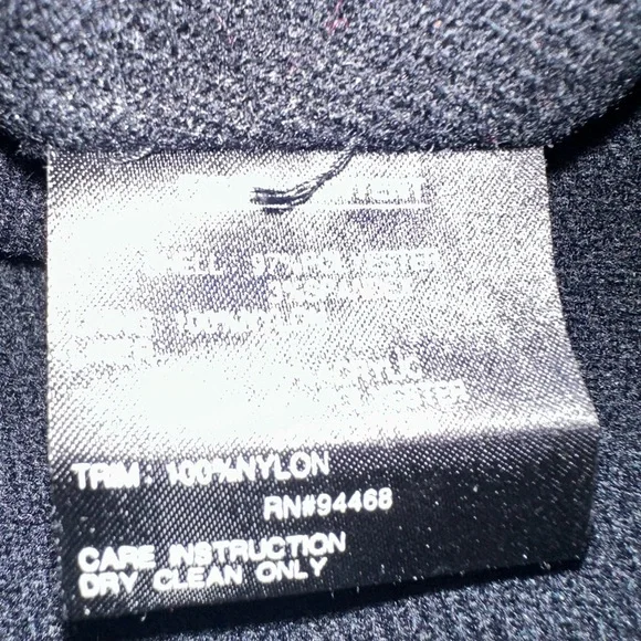 Braetan Gray Women's Blazer with Belt - Picture 4 of 4